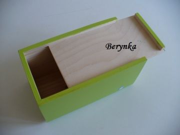 Dřevěná pokladnička s beruškou