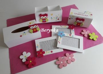 Dřevěné dekorace se sovičkou - k tapetě