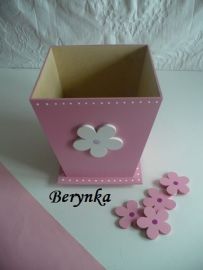 Odpadkový koš s kytičkou