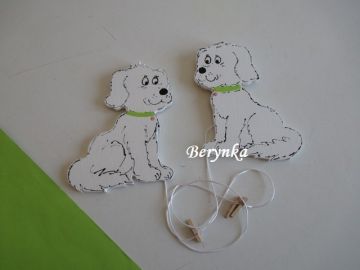 Dřevěné dekorace - s pejskem