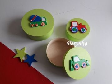 Kulaté krabičky s dopravními prostředky