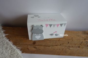 Dřevěná pokladnička v nordic stylu - s hrochem