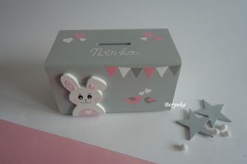 Dřevěná pokladnička v nordic stylu - se zajíčkem