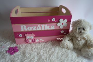 Dřevěná bedýnka se sovičkou - v různých barvách