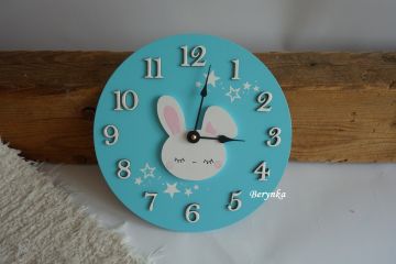 Hodiny se zajíčkem - kulaté/čtvercové
