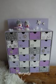 Adventní kalendář *fialovo-bílý* se sněhulákem - různá provedení