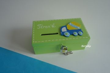 Dřevěná pokladnička s míchačkou