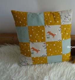 Patchworková bavlněná deka s minky - hořčicová