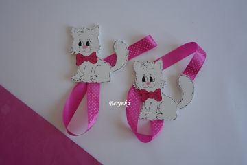 Sponkovník se stuhou - různé motivy