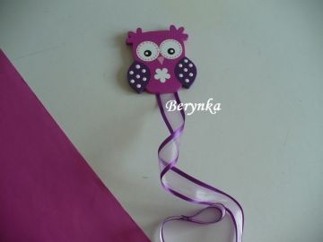 Sponkovník se stuhou - různé motivy